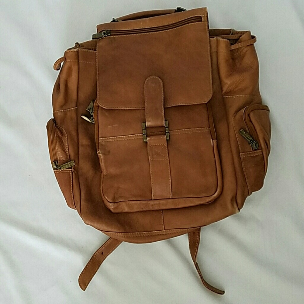 LAST CHANCE Wilson's Leather Backpack
